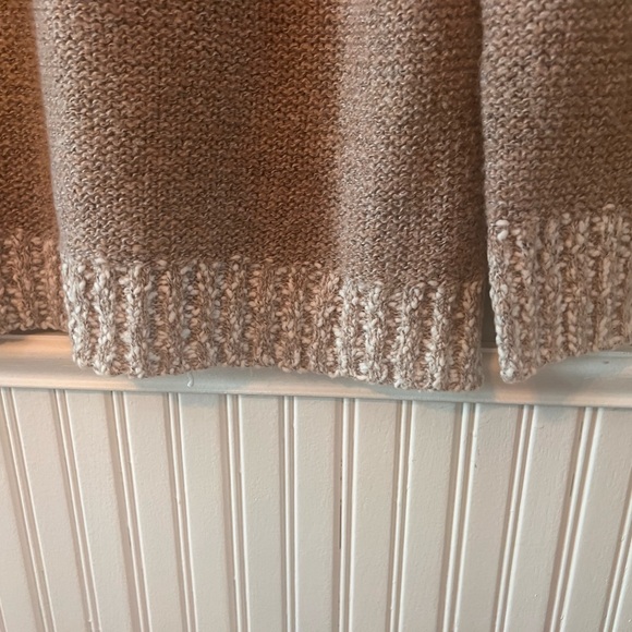 FATE textured two tone cozy, warm sweater - Size XL - Picture 4 of 11